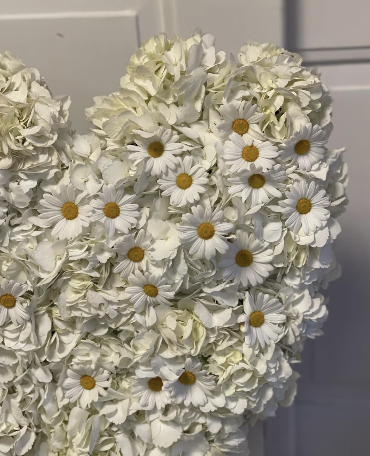 Smuteční srdce bílé 40cm