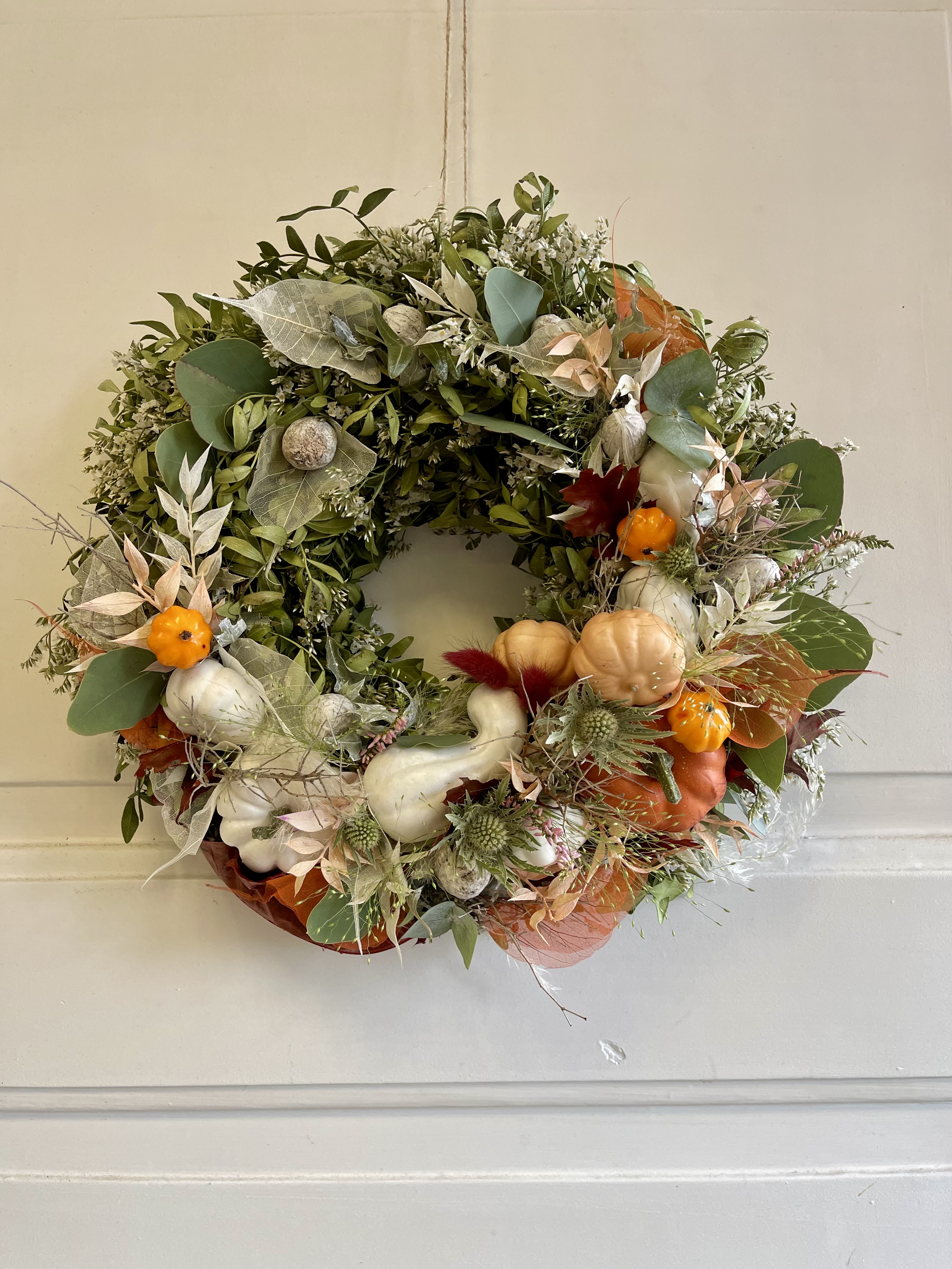 Věnec eucalyptový a pistacie 