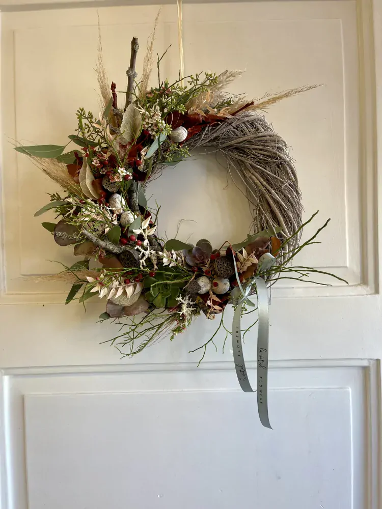 Věnec eucalyptový s korpusem 