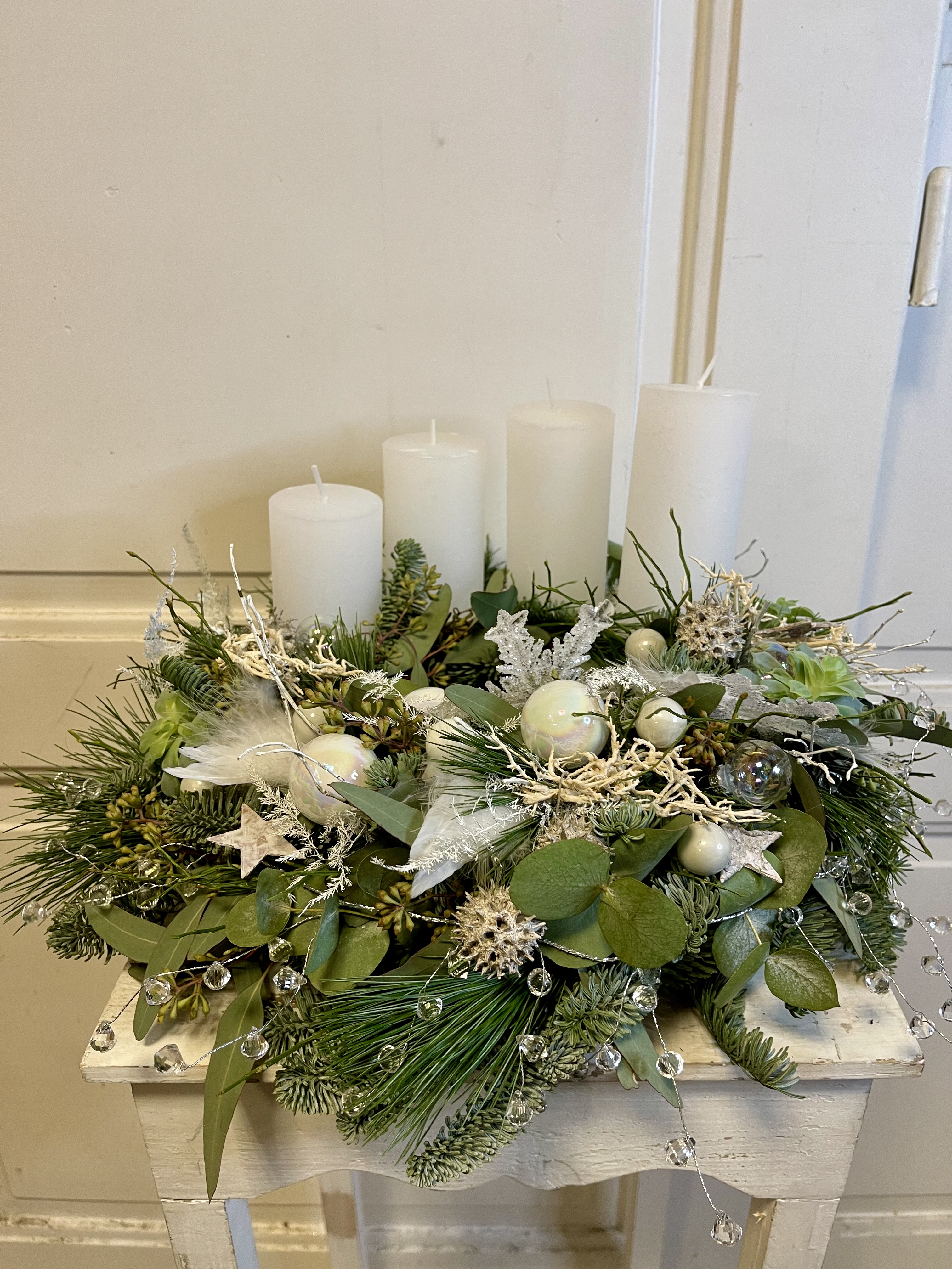 Adventní věnec bílá 