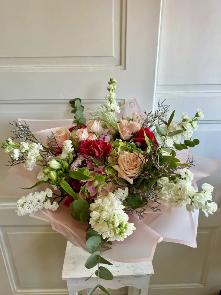 Kytice maxi - luxusní mix hortensie