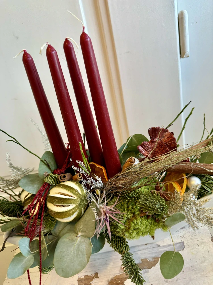 Svícen adventní bordó přírodní 