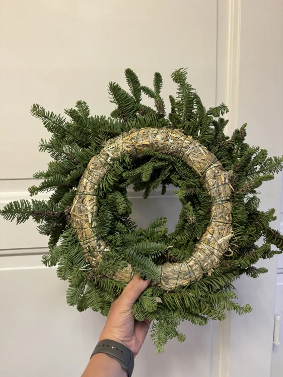 Jedlový věnec přírodní z nobilisky