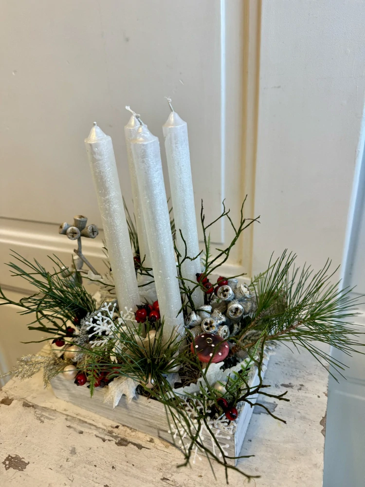 Zimní svícinky bílo červený 