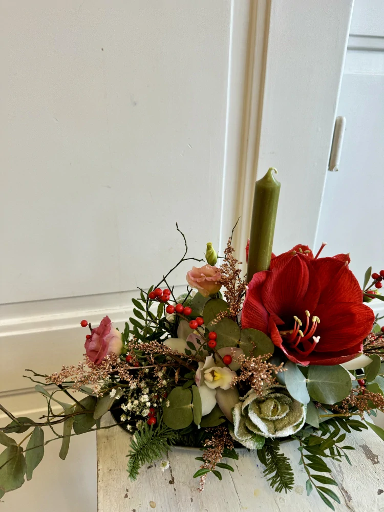 Dekorace  zimní červený  amarylis 