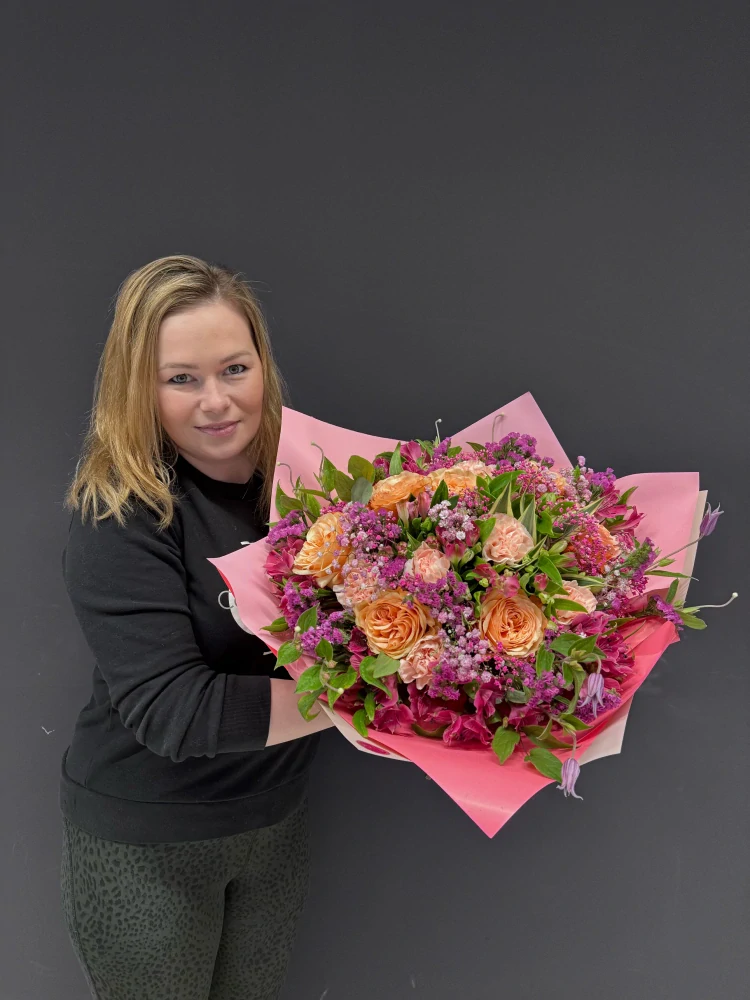 Kytice maxi - luxusní mix pivoňkové růže  