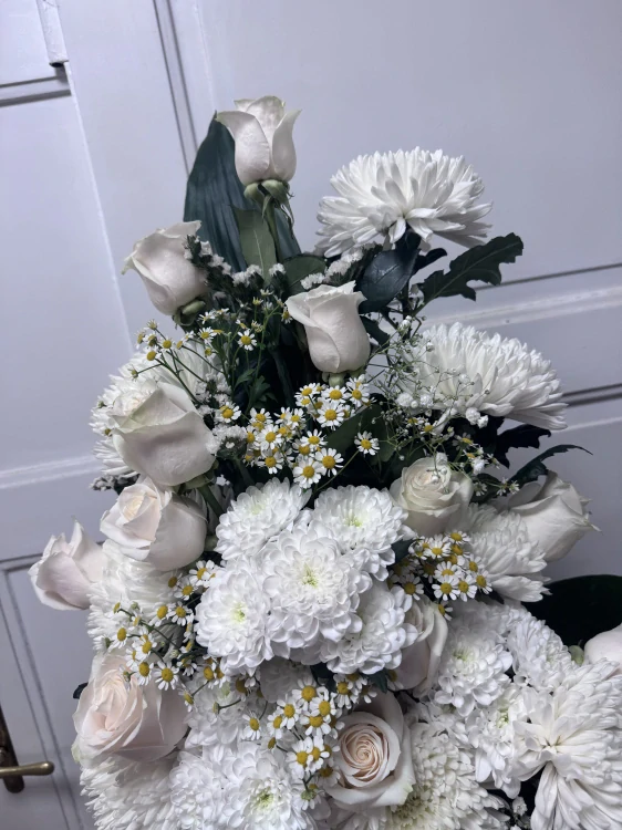 Smuteční kytice velká bílá