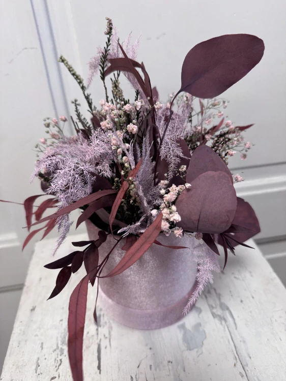 Box semiš tmavě zelený - stabilizovaný eucalypt 