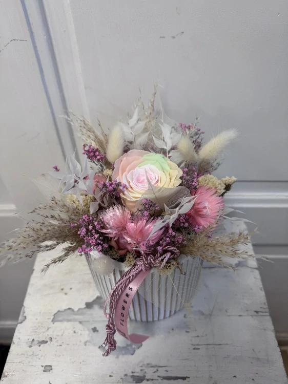 Nádoba - stabilizovaná růže pastelová  