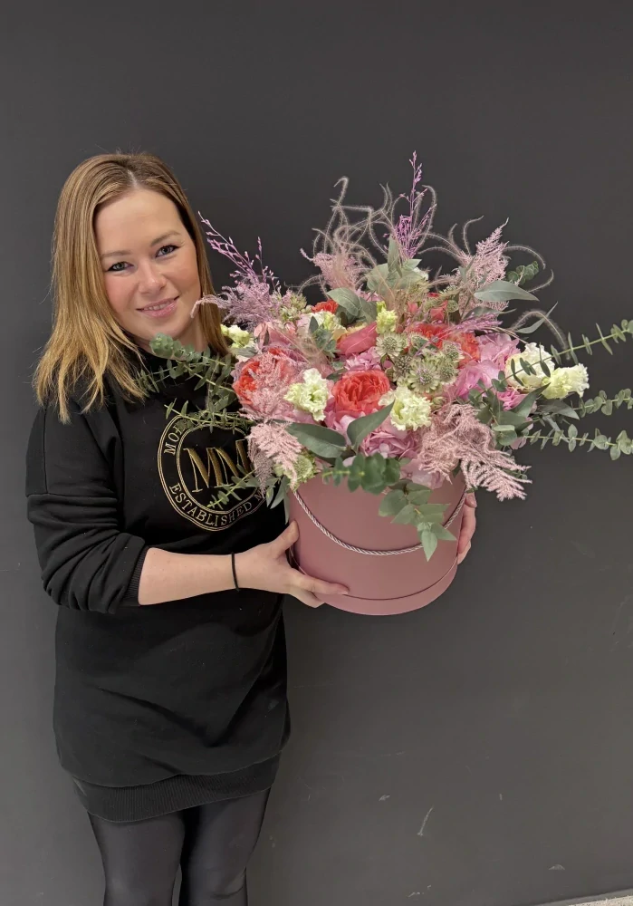 Maxi flowerbox – romantická elegance v růžových tónech