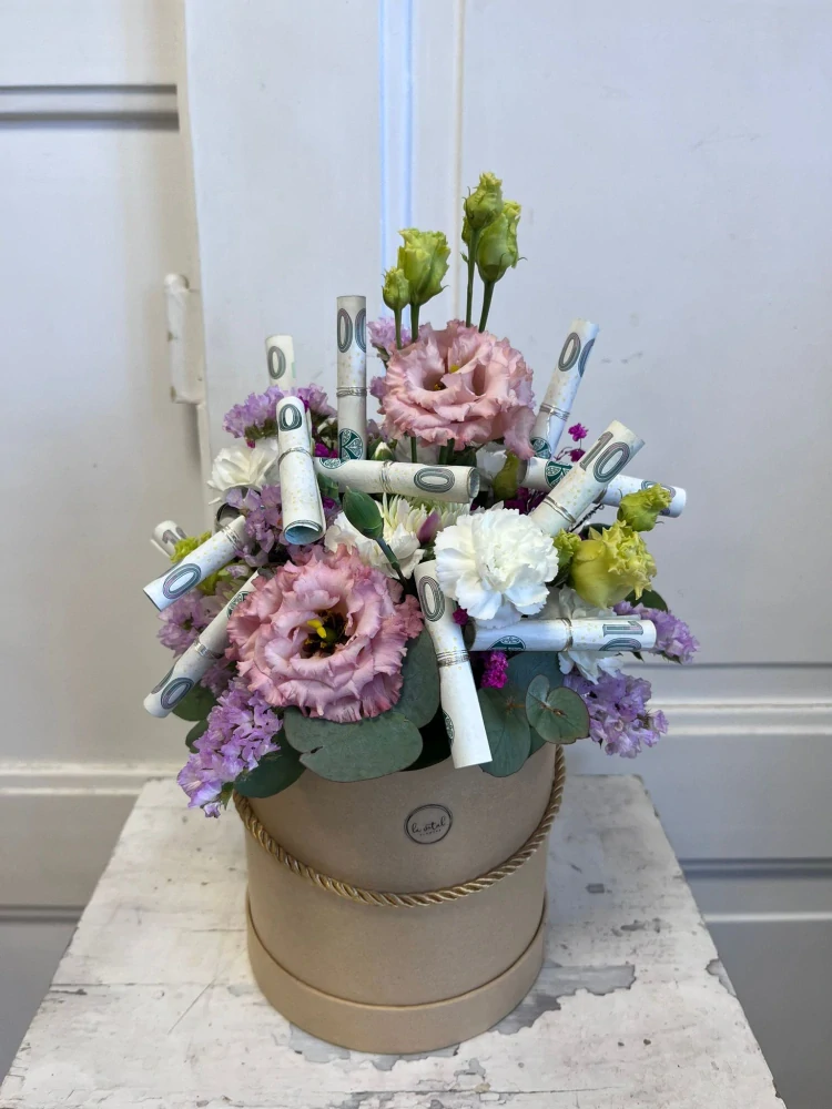 Flower box - s bankovkami a eustomou 
