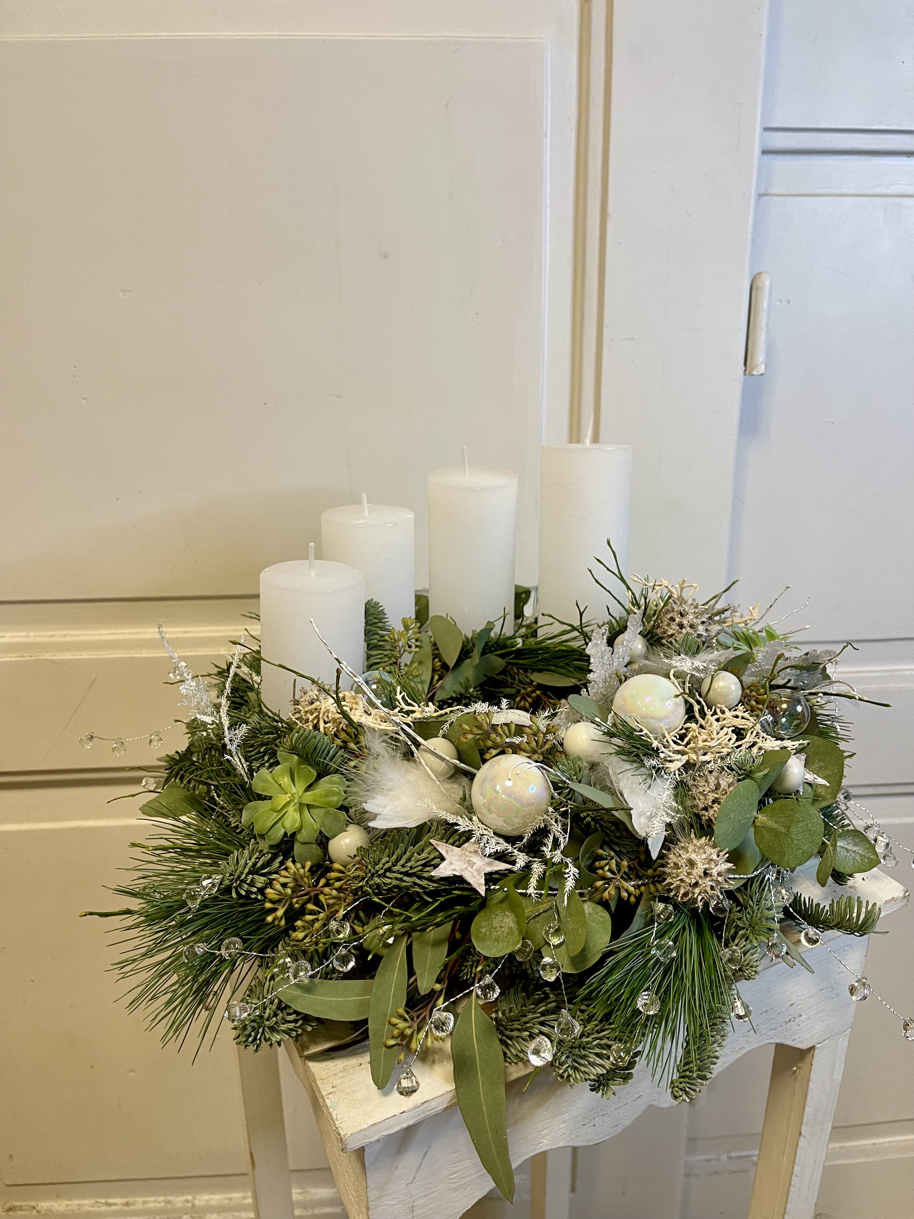 Adventní věnec bílá 