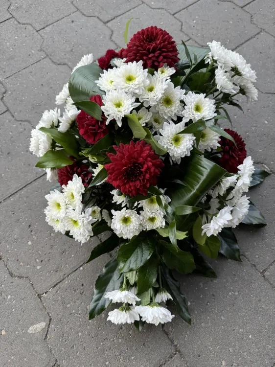 Smuteční kytice - bílá  chryzantéma 