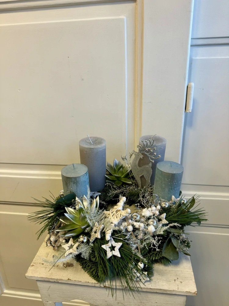 Adventní věnec přírodní stříbrná 