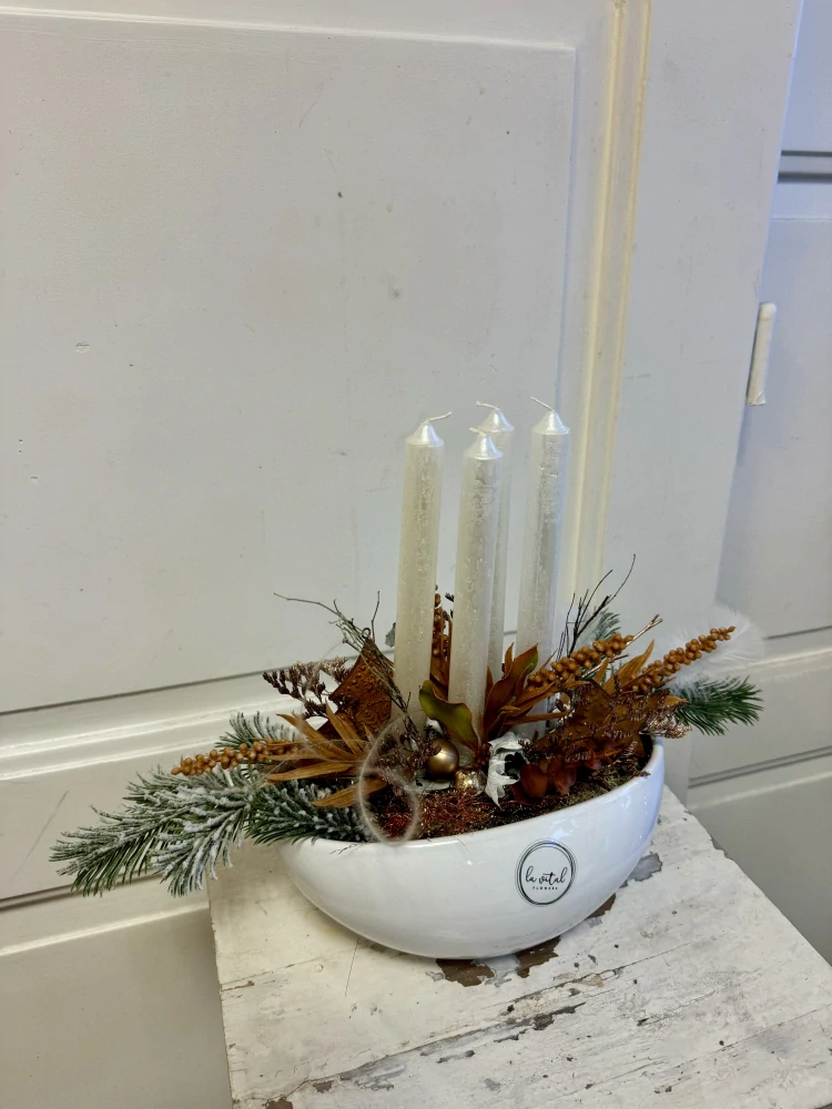 Svícen adventní bílo měděný