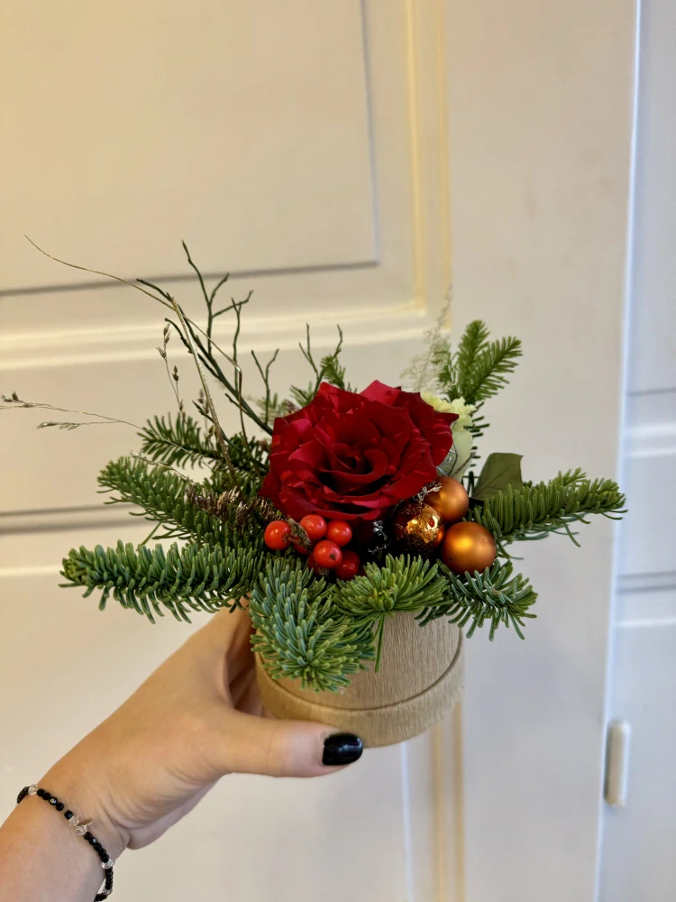 Flower box - zimní růže 