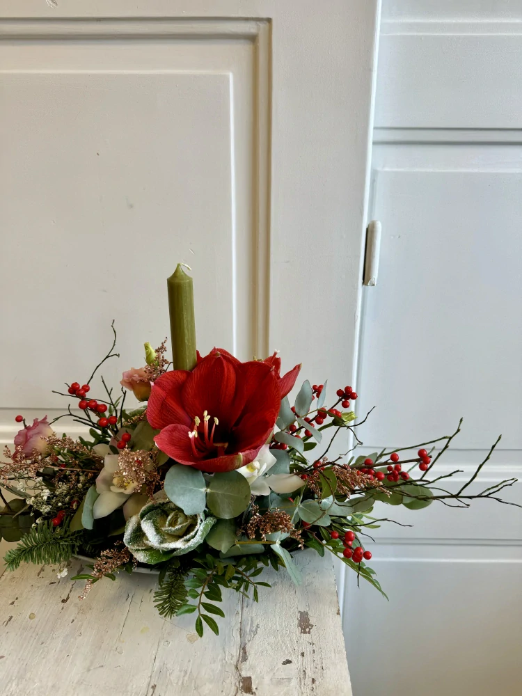 Dekorace  zimní červený  amarylis 