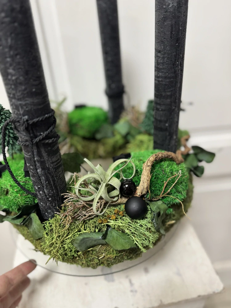 Adventní věnec Elegant -stabilizovaný mech  elegantní černá