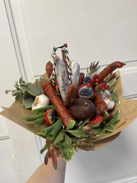 Mlsná kytice s avokádem 