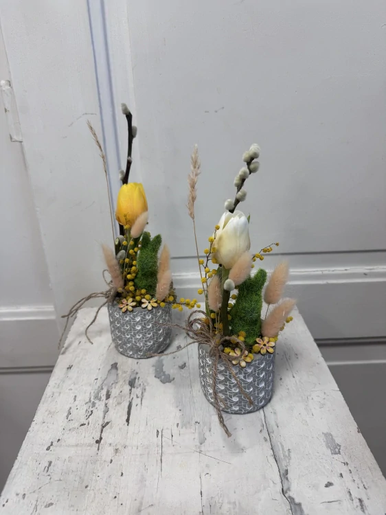 Jarní dekorace tulipánek 