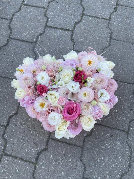 Flower box - srdce mix květin 