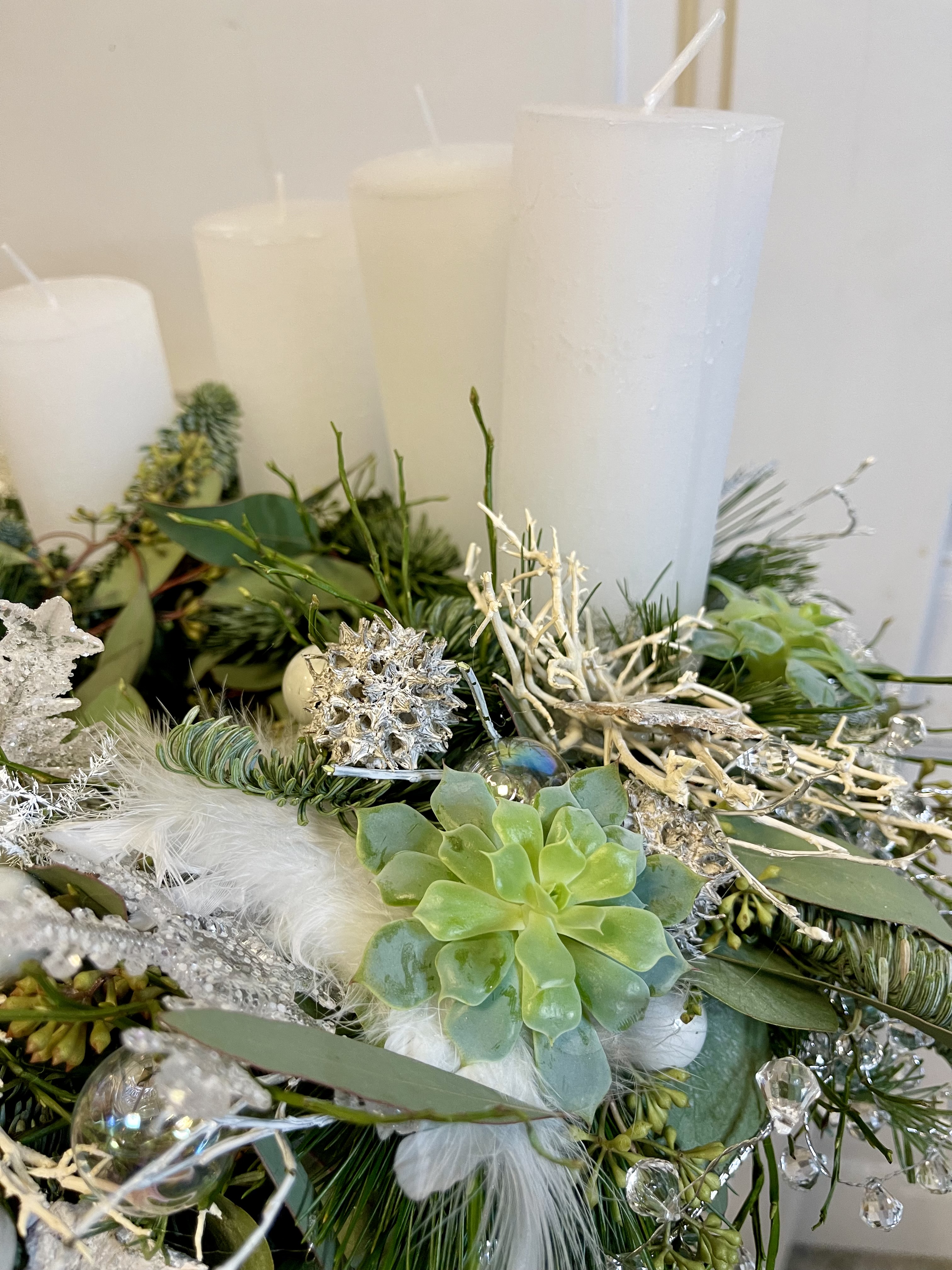 Adventní věnec bílá 