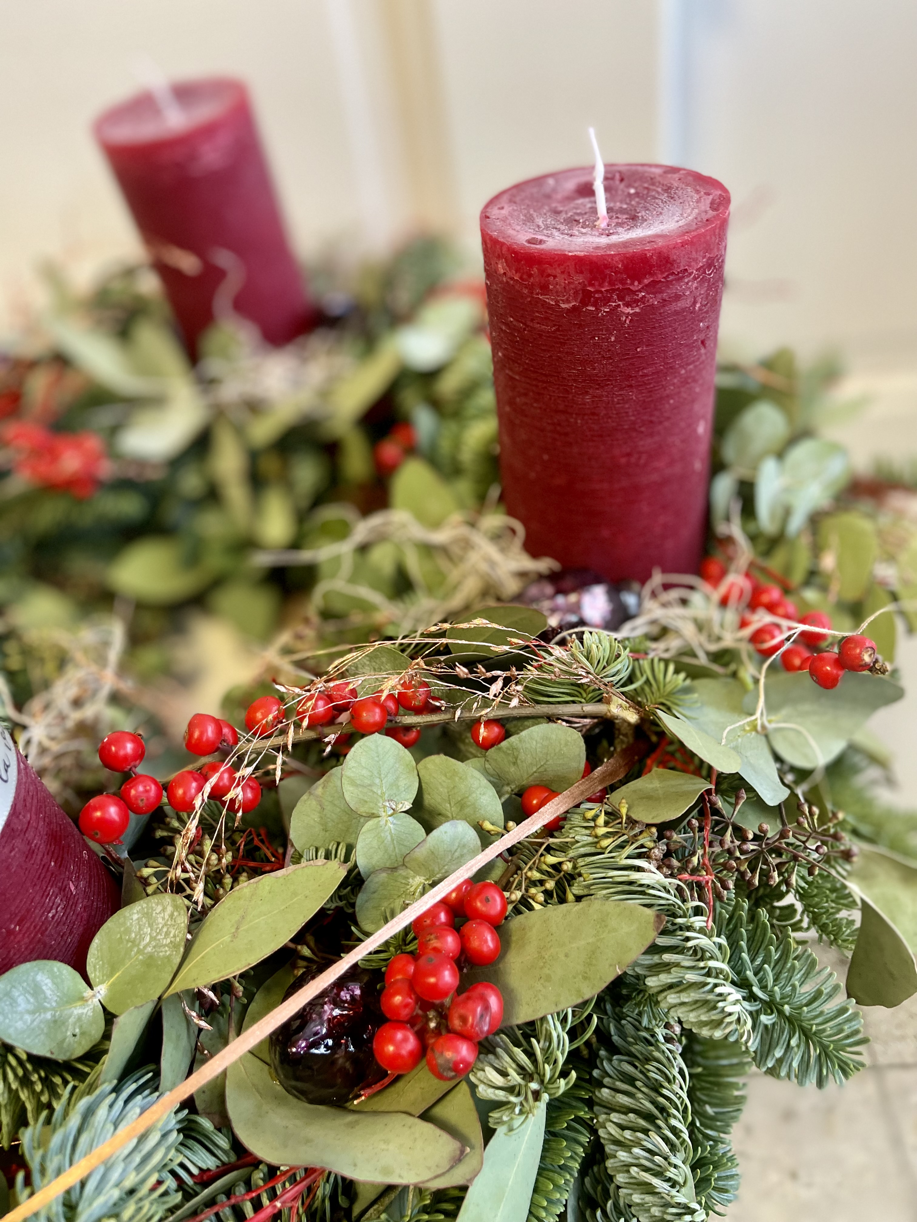 Velký adventní věnec červená 