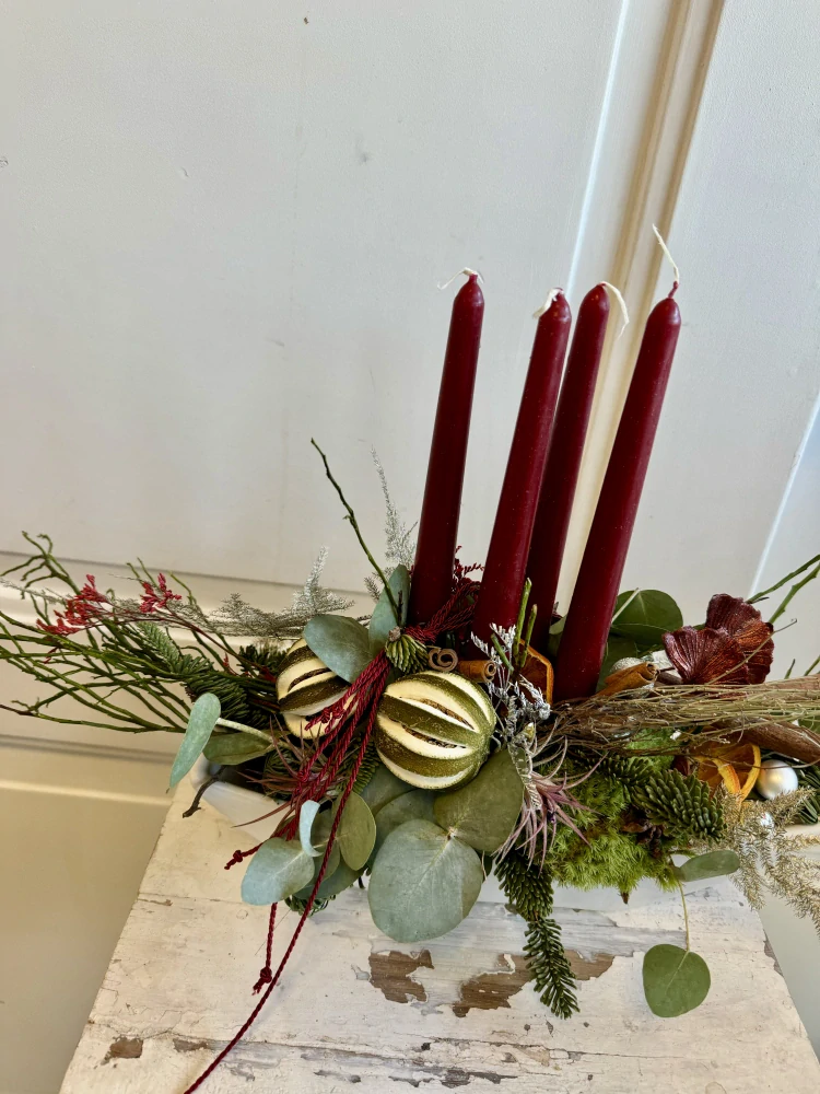 Svícen adventní bordó přírodní 