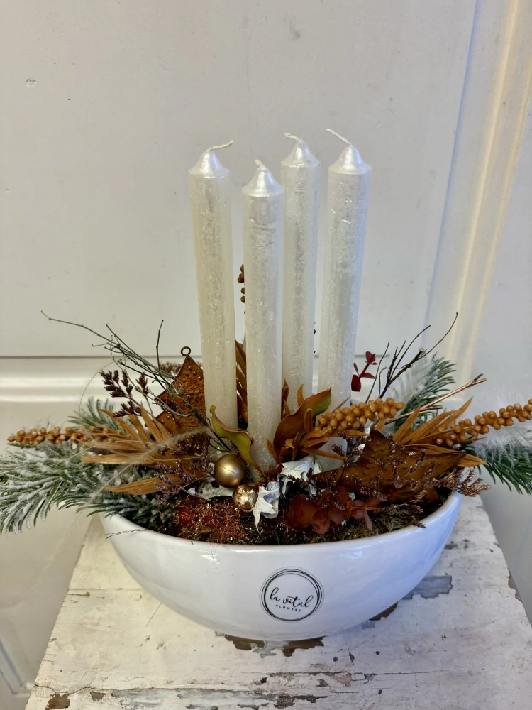 Svícen adventní bílo měděný