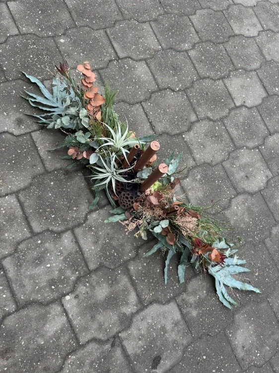 Luxusní zimní elegantní dekorace na stůl 