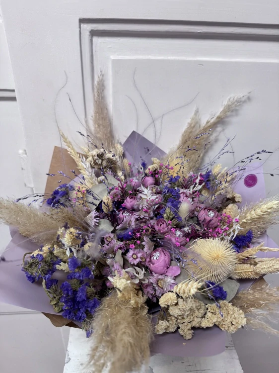Novinka- sušená kytice fialová  