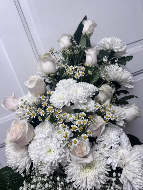 Smuteční kytice velká bílá