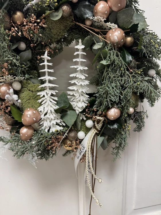 Svícen adventní a věnec na pověšení  