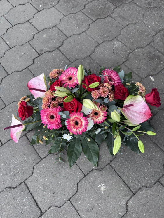 Smuteční kytice -  lilie a gerbery