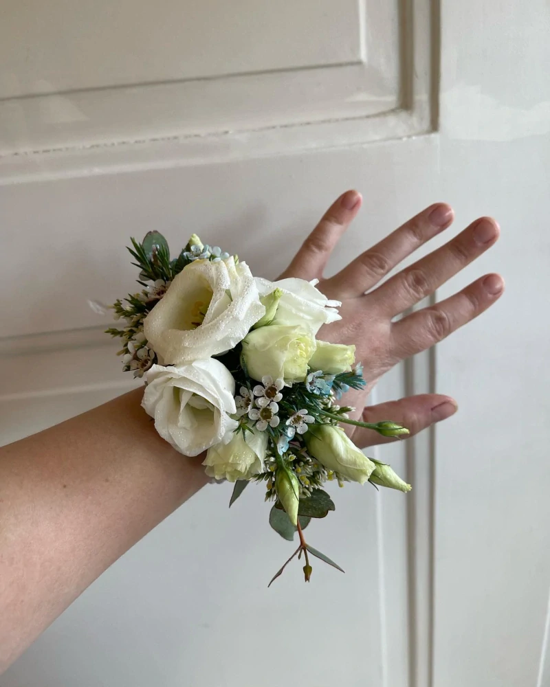 Květinový náramek