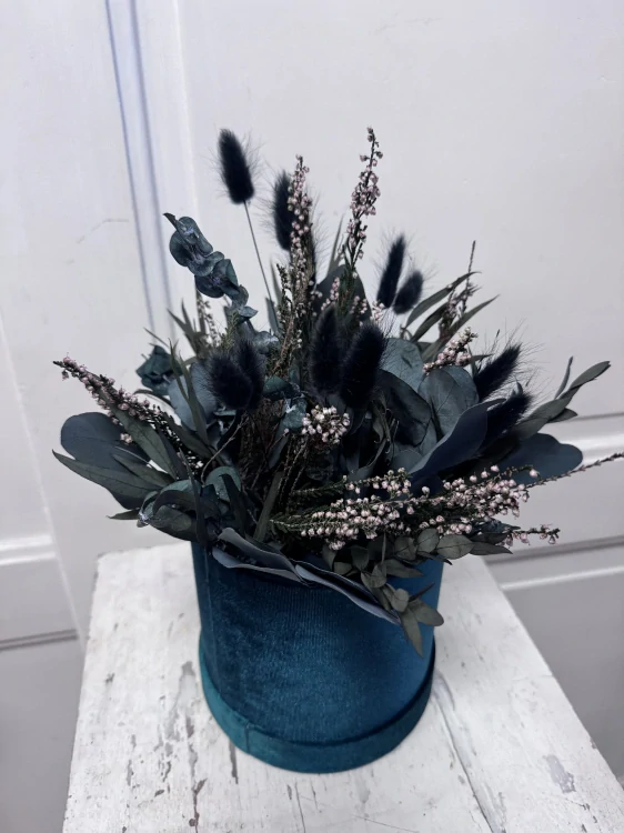 Box semiš tmavě zelený - stabilizovaný eucalypt