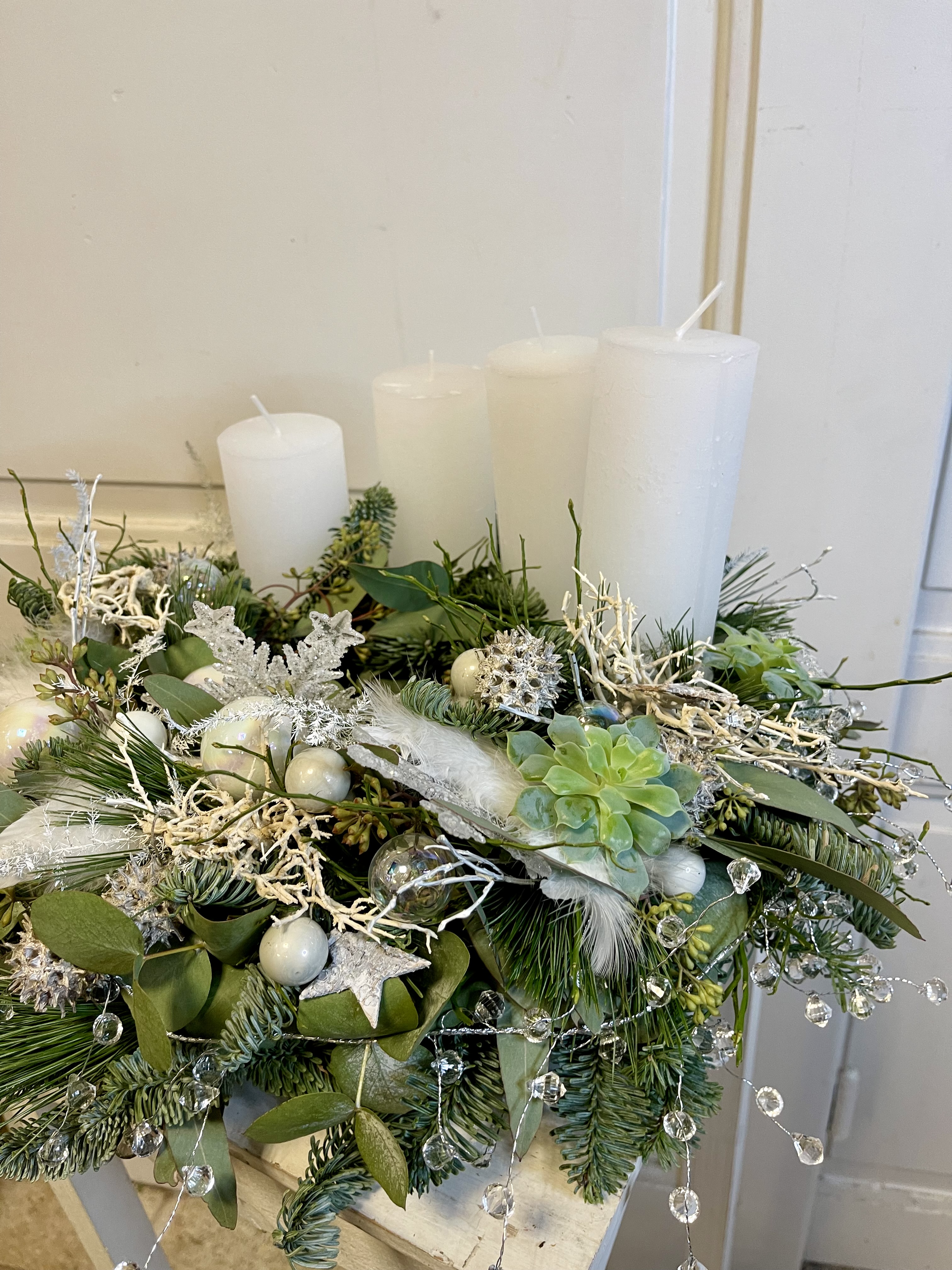 Adventní věnec bílá 