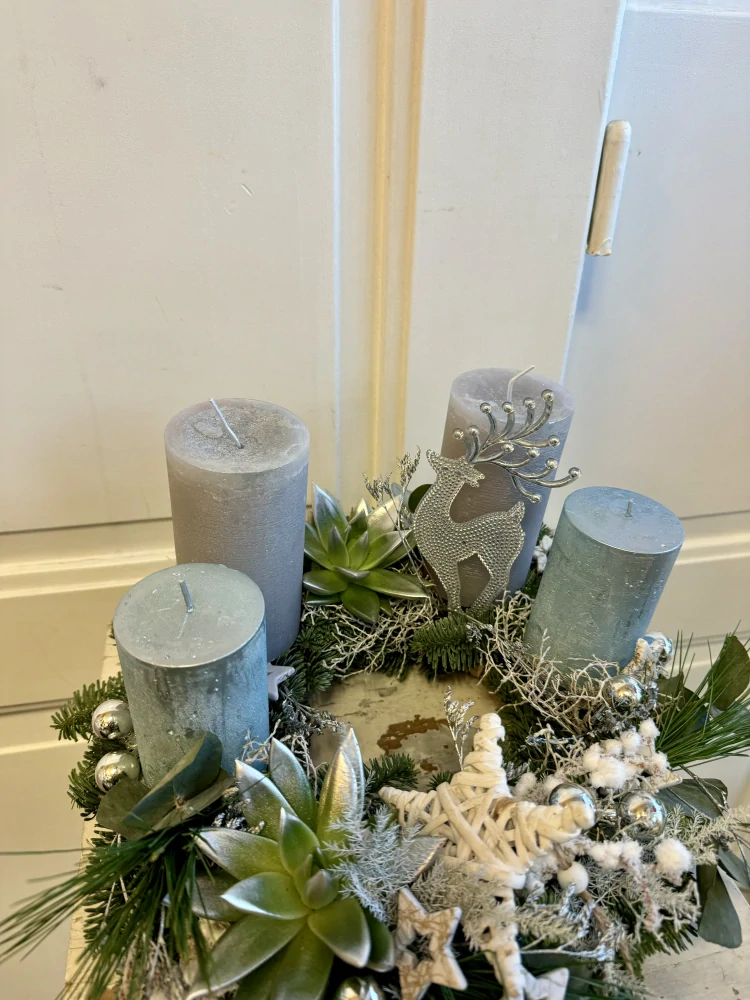 Adventní věnec přírodní stříbrná 