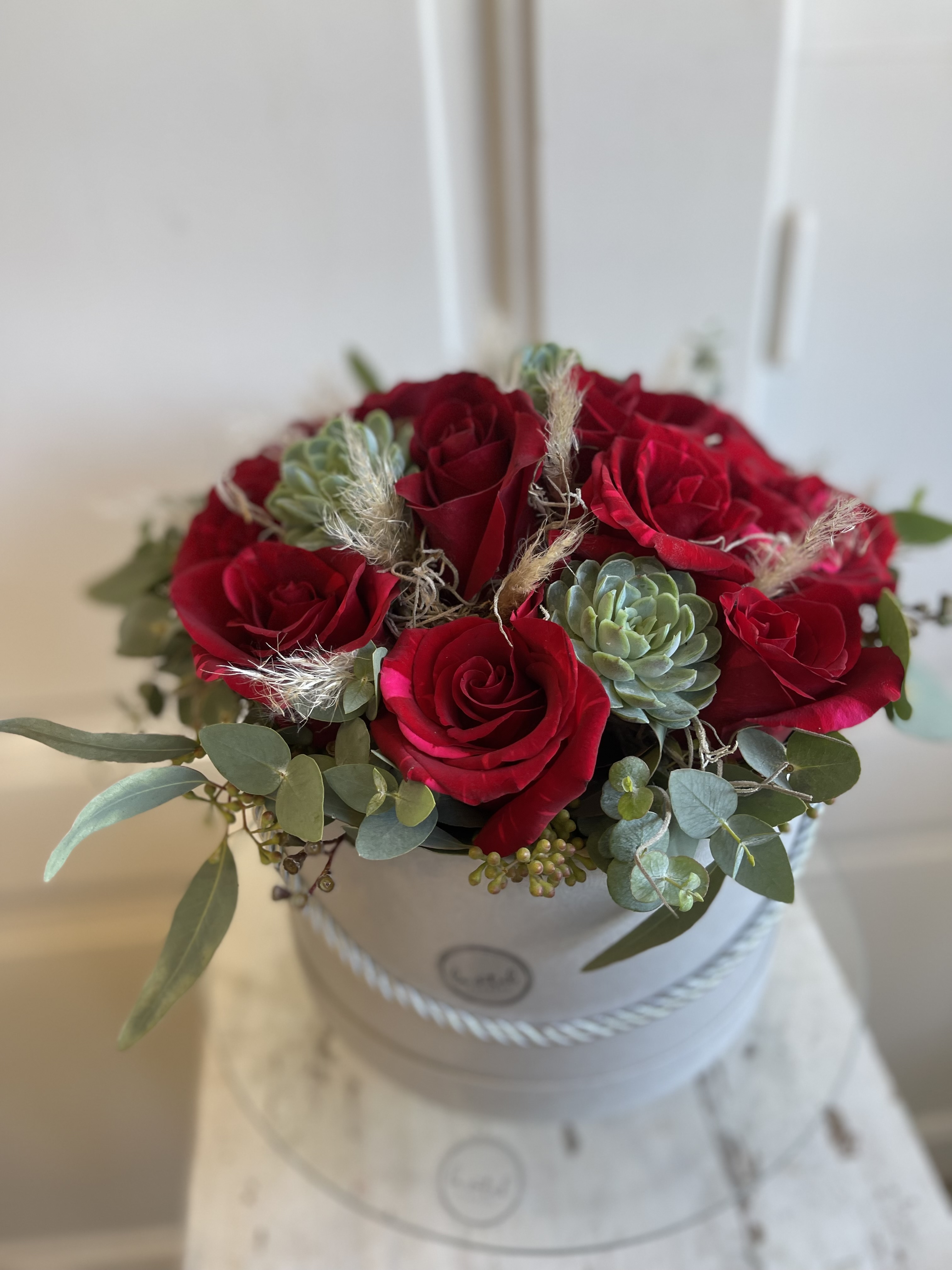 Flower box - rudé růže luxusní