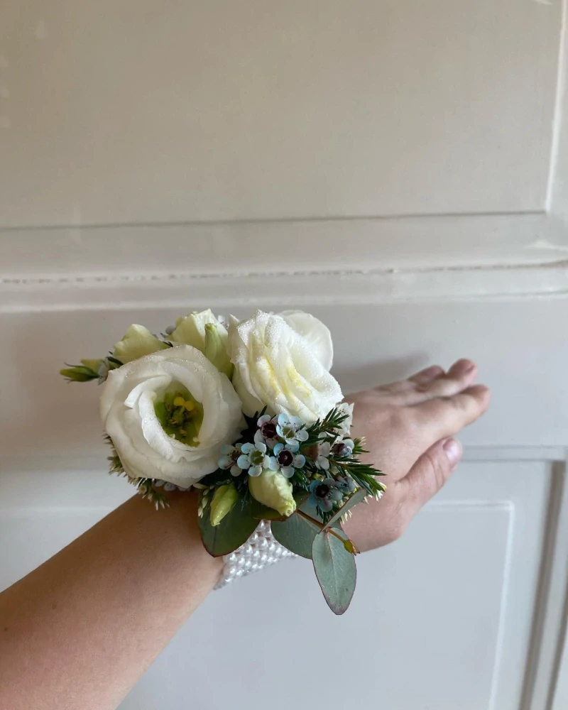 Květinový náramek