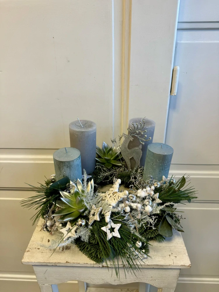 Adventní věnec přírodní stříbrná 