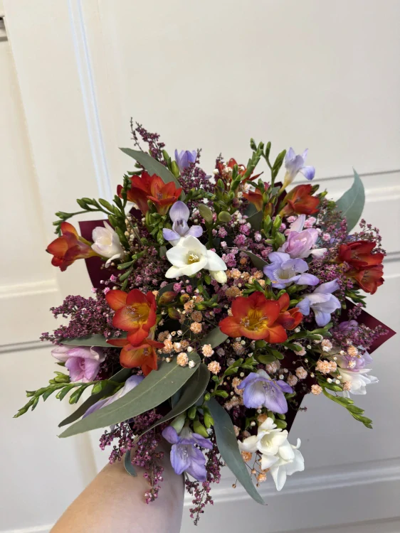 Kytice - fresie 23ks 