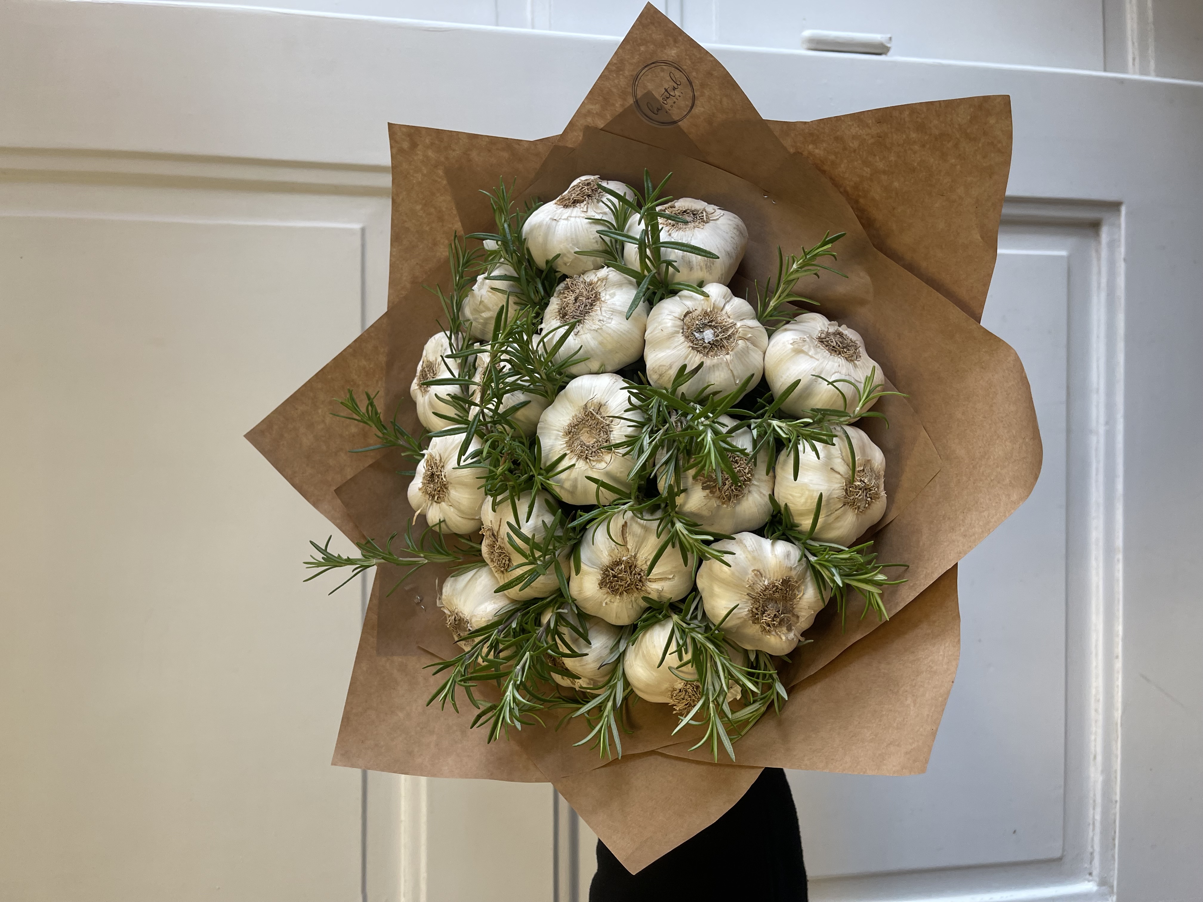 Netradiční kytice - kytice z česneku 
