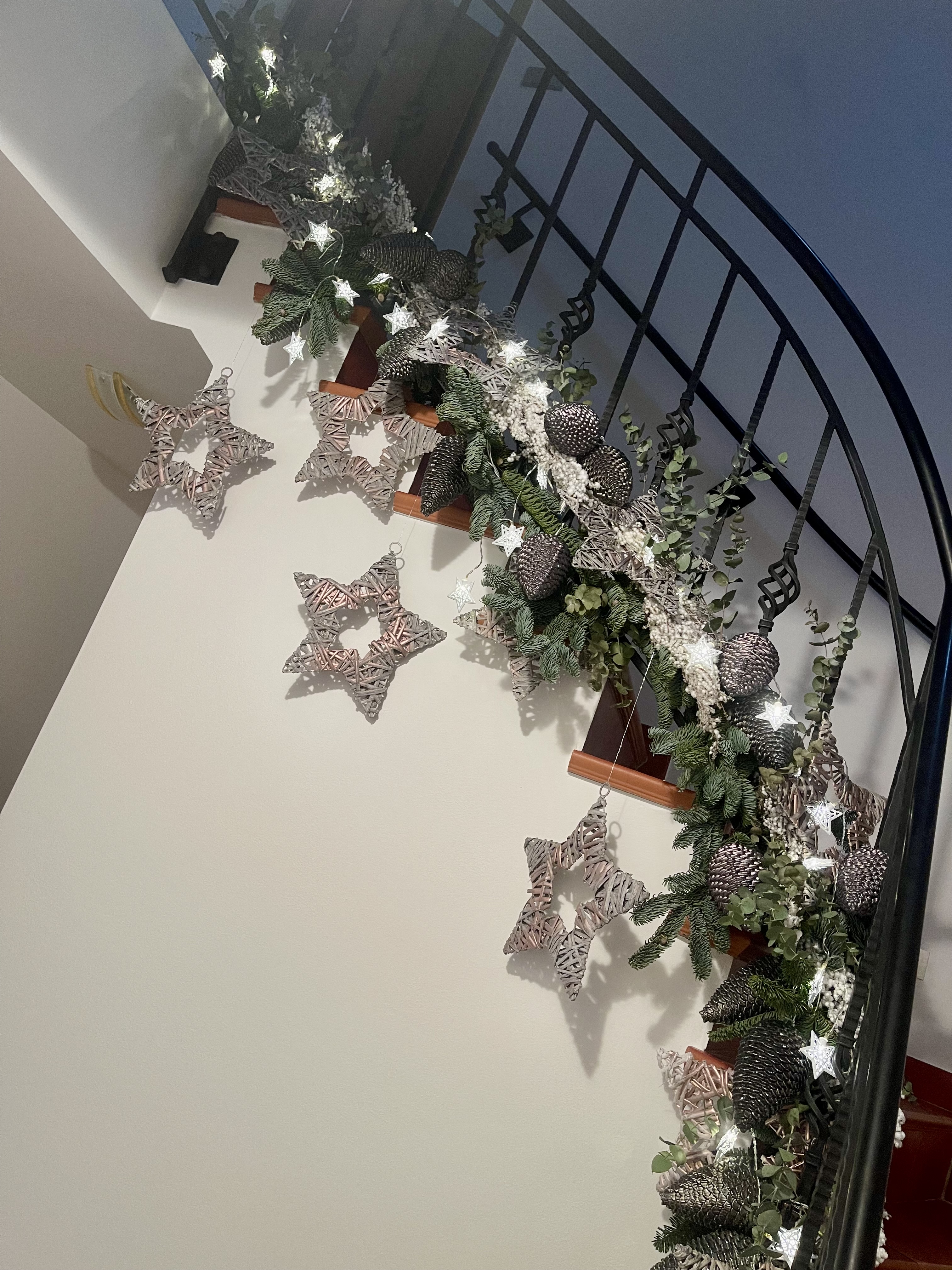 Dekorace na schody stříbrná 