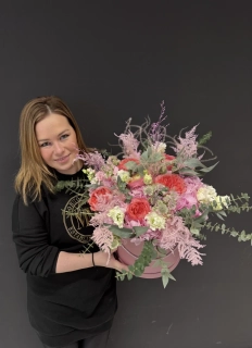 Maxi flowerbox – romantická elegance v růžových tónech