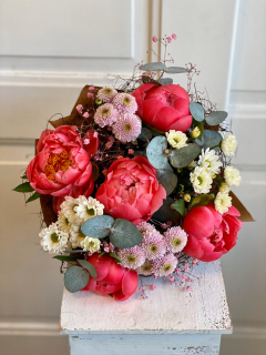 Kytice - eucalyptus a santinky