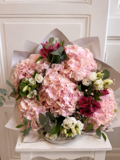 Maxi kytice hortensie, alstromerie a eucalyptus